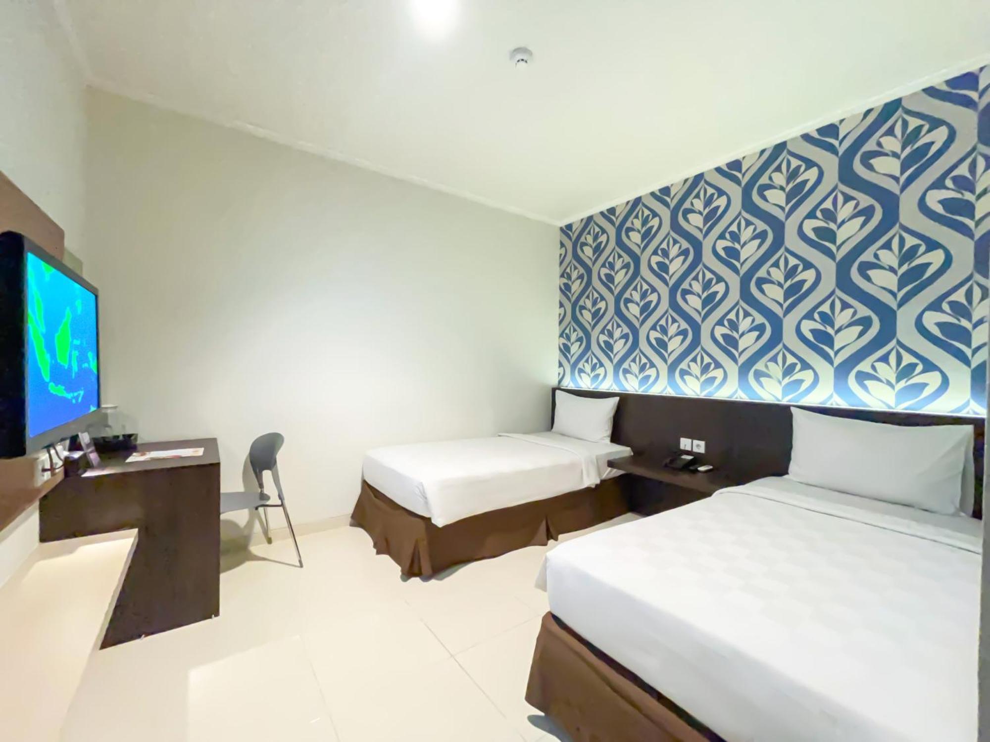 Hotel 88 Embong Kenongo - Kayun By Wh Surabaya Dış mekan fotoğraf