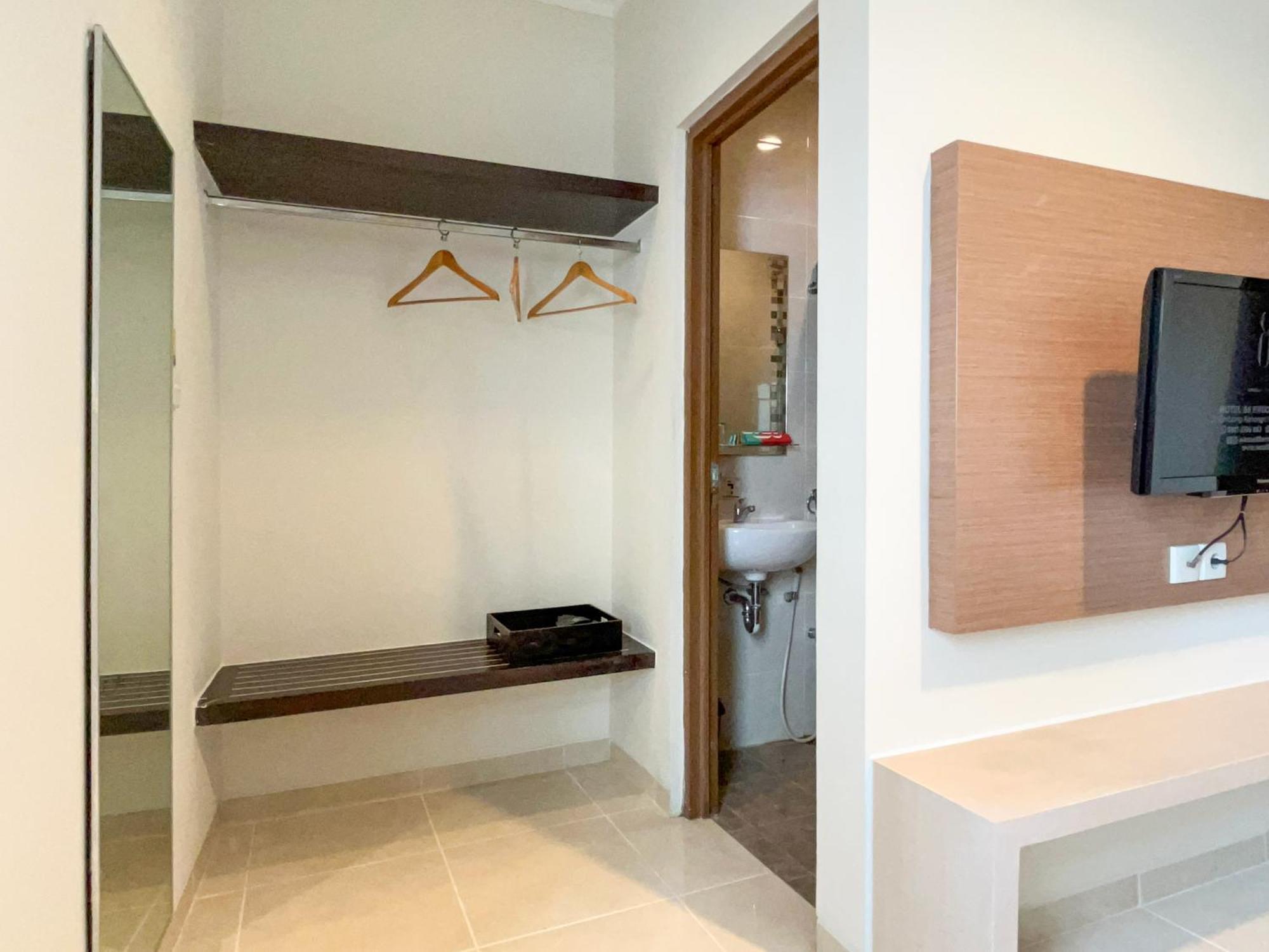 Hotel 88 Embong Kenongo - Kayun By Wh Surabaya Dış mekan fotoğraf