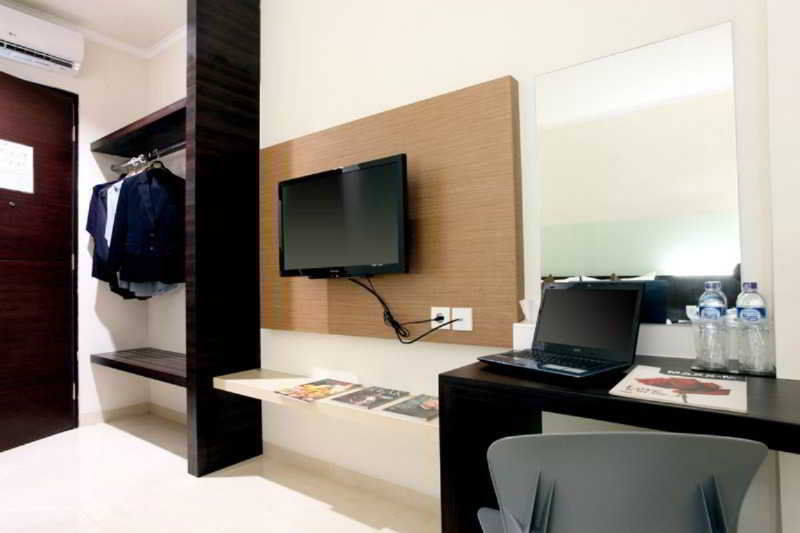Hotel 88 Embong Kenongo - Kayun By Wh Surabaya Dış mekan fotoğraf