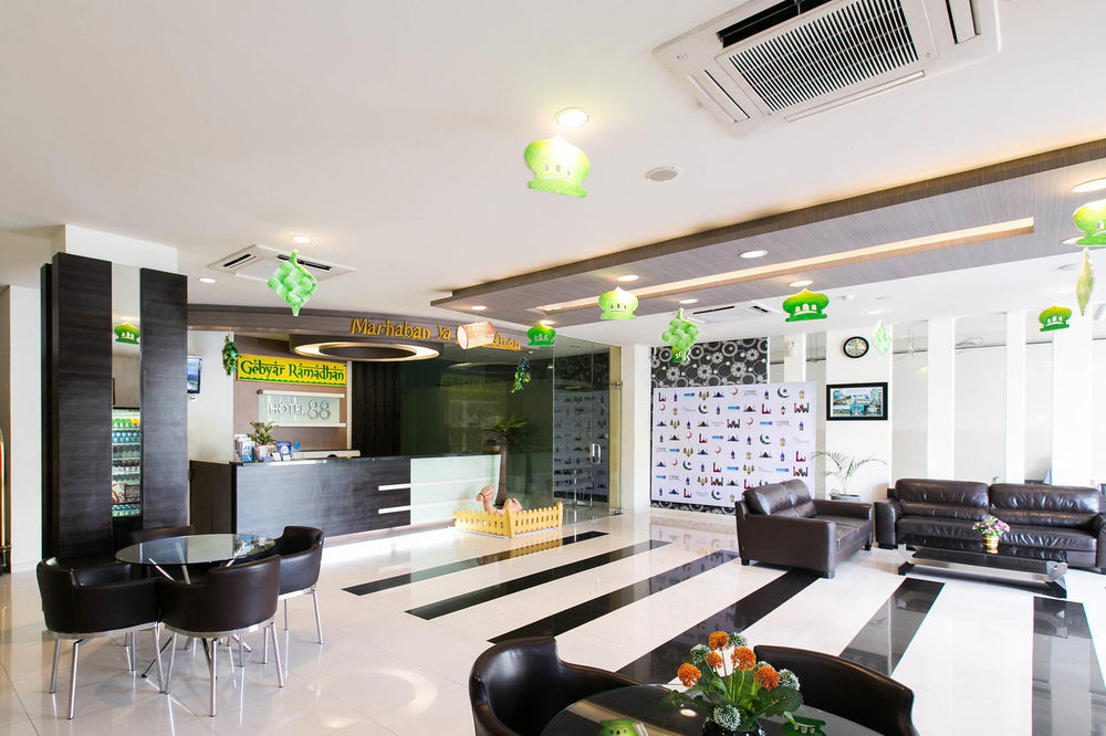 Hotel 88 Embong Kenongo - Kayun By Wh Surabaya Dış mekan fotoğraf