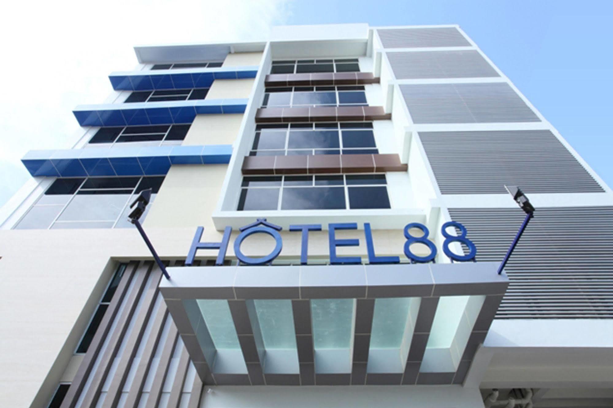 Hotel 88 Embong Kenongo - Kayun By Wh Surabaya Dış mekan fotoğraf